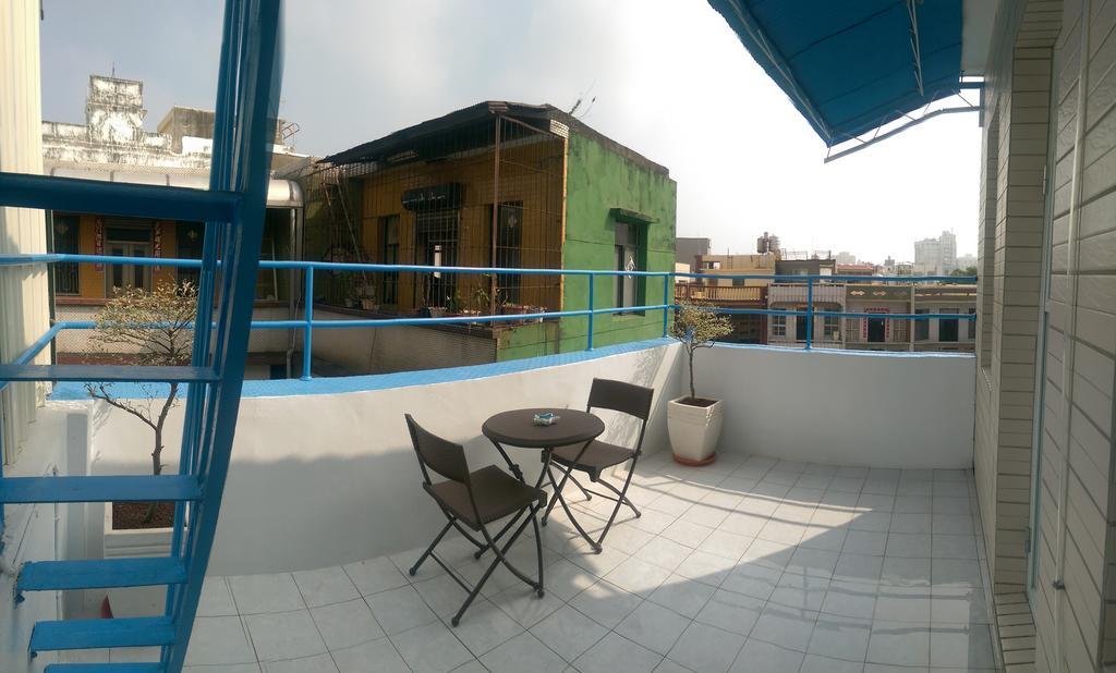 Simple Travel Hostel Donggang Exterior photo
