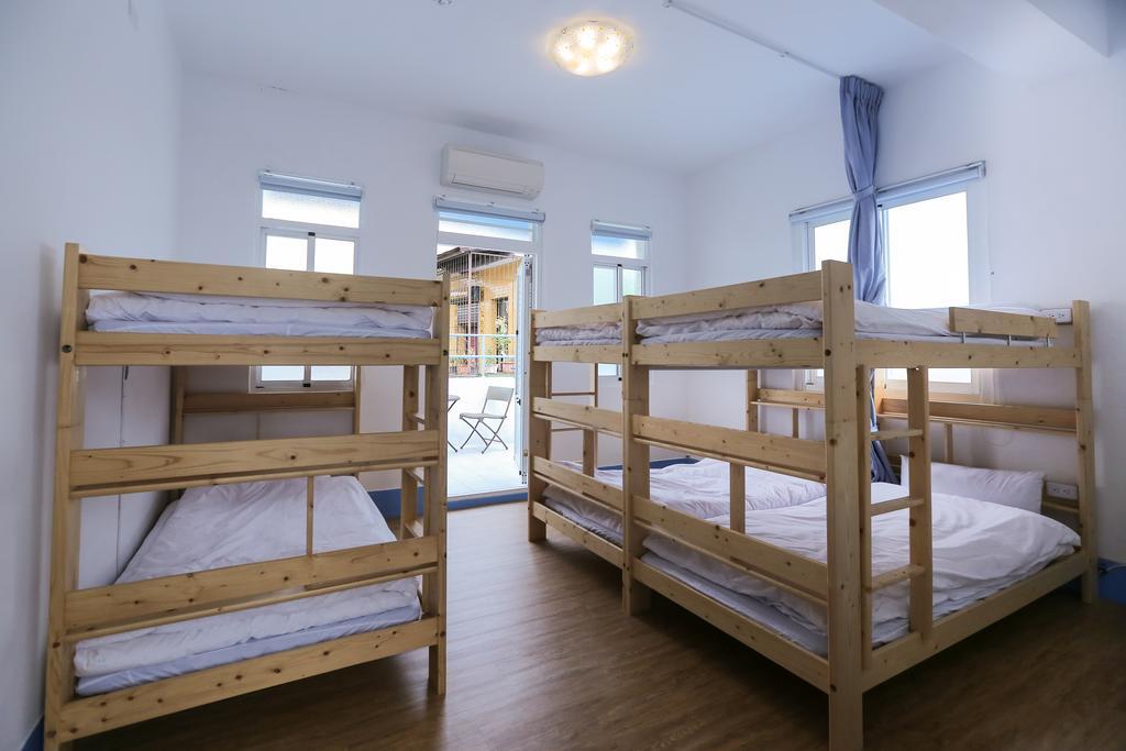 Simple Travel Hostel Donggang Exterior photo