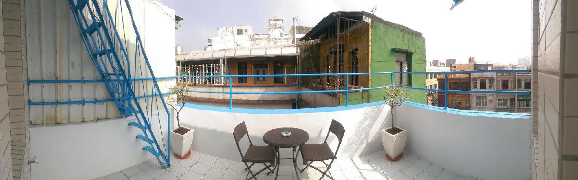 Simple Travel Hostel Donggang Exterior photo