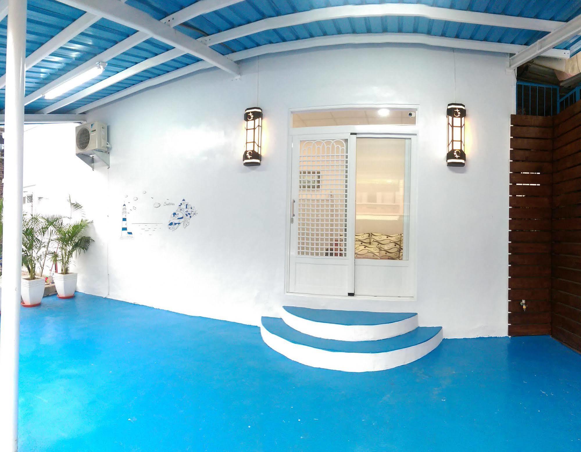 Simple Travel Hostel Donggang Exterior photo